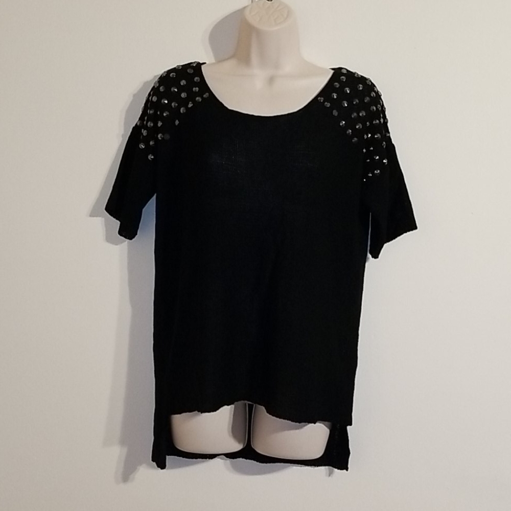 Love culture women's jeweled shoulder blouse M/L